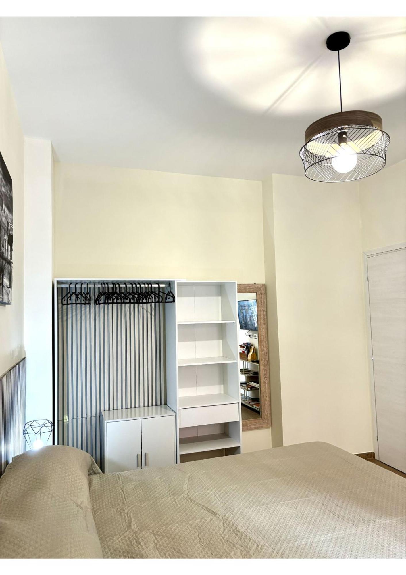 Casa Blaserna Nel Cuore Dello Shopping A Marconi E Trastevere Rom Exterior foto