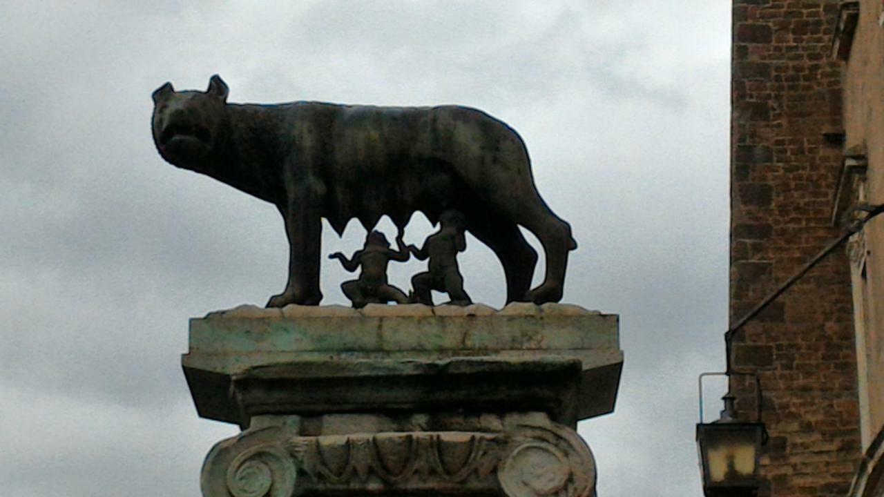 Casa Blaserna Nel Cuore Dello Shopping A Marconi E Trastevere Rom Exterior foto